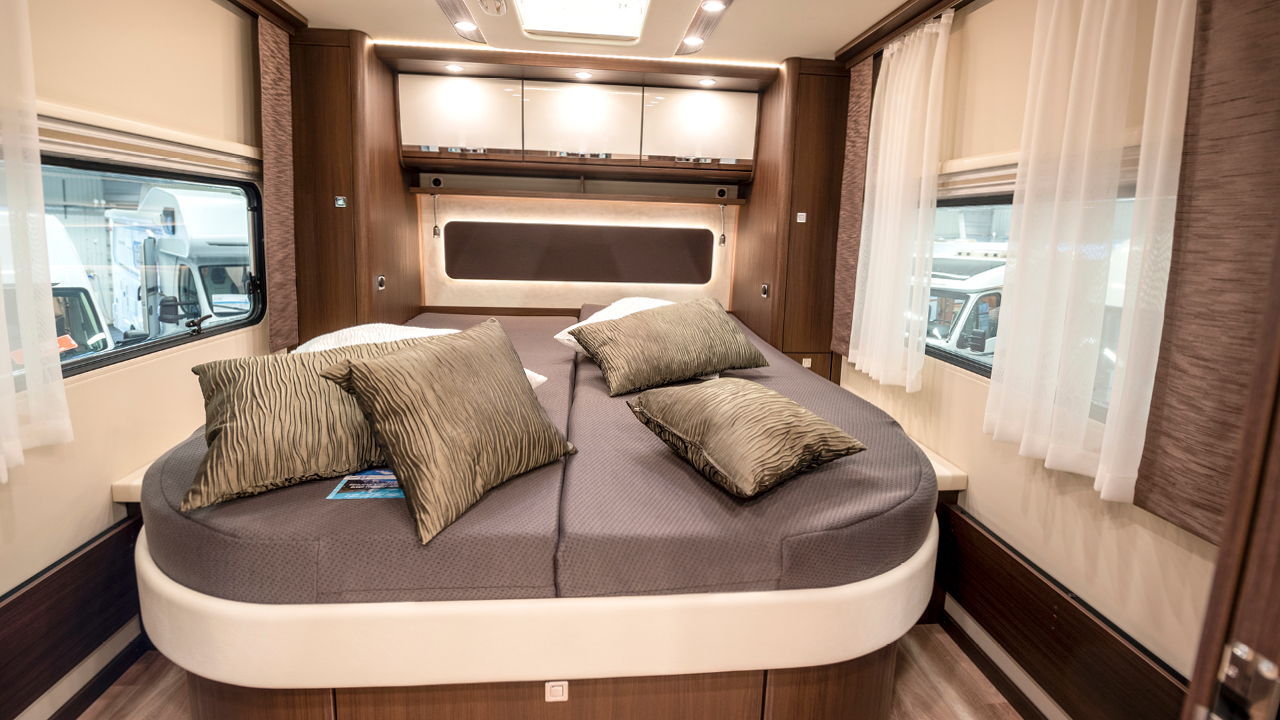 Morelo Palace 90 M 10 Years är en jubileumshusbil som hamnat mitt i en pandemi. Det låter inte så bra, men det kan vara precis tvärt om. Intresset för husbilar har exploderat sedan covid-19 började härja och försäljningen slår rekord.