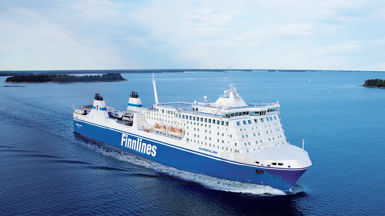 Finnlines tar dig söderut mot nya äventyr som passar alla åldrar. Porten till Tyskland öppnas via havet och står öppet för dig som bilsemestrar. Från Malmö reser du lugnt och...