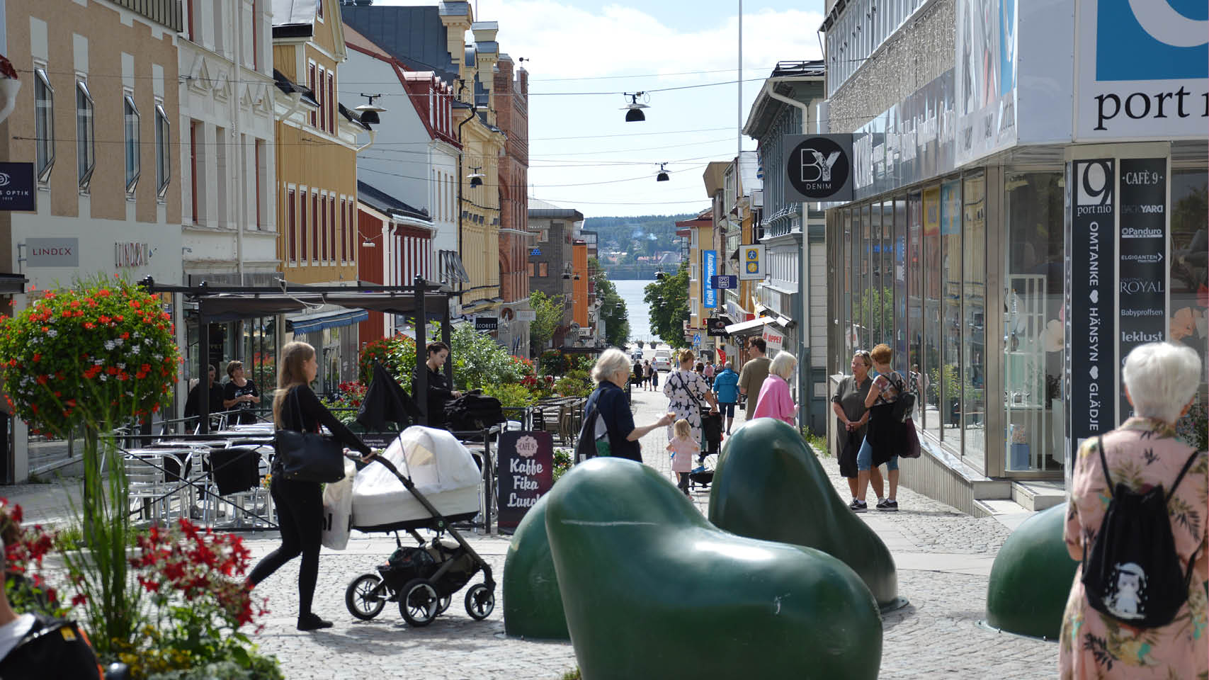 Örnsköldsvik är ingen storstad, bara drygt 30 000 invånare. Men det känns som en stad i tiden och med ett restaurang- och shoppingutbud som torde räcka till dubbelt så mycket...