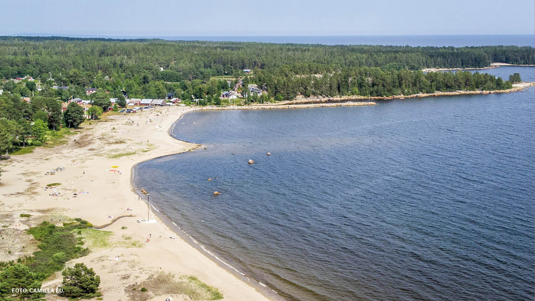 Gnarp är en tätort i Nordanstigs kommun i Hälsingland. Orten ligger bra till vid E4 mellan Sundsvall och Hudiksvall. En mil öster om Gnarp, vid havet, ligger byn Sörfjärden som...
